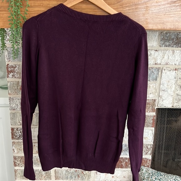 Express sweater - Picture 3 of 3